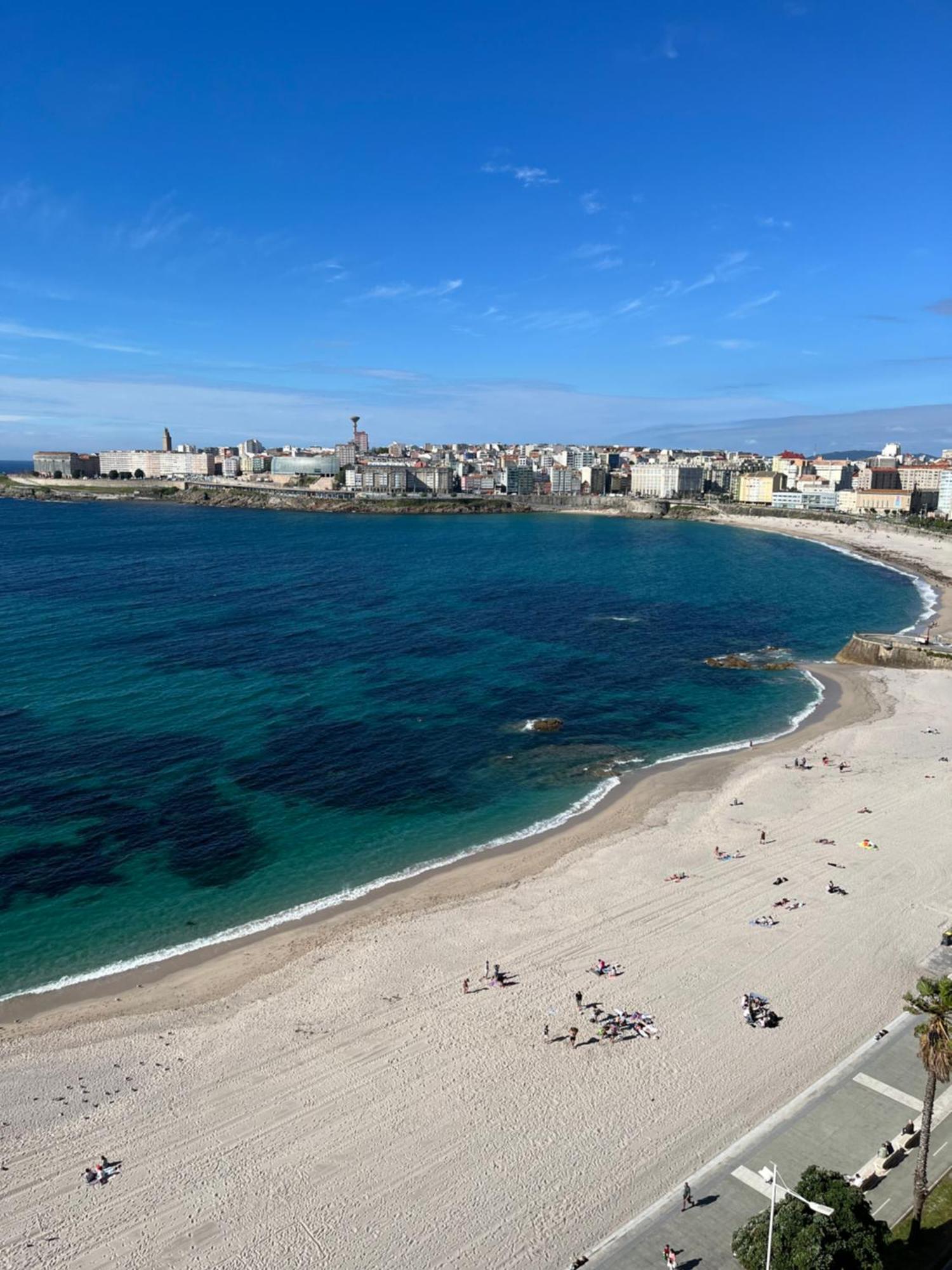 Primera Linea Playa Riazor La Coruña Esterno foto
